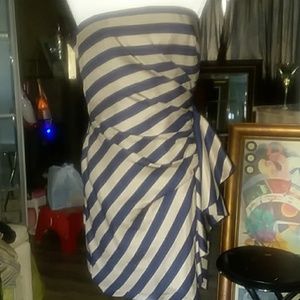 Bundle item! Strapless chic party dress